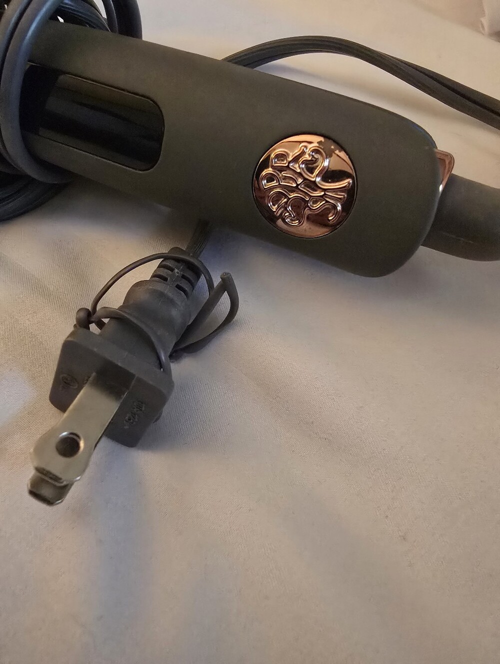 Hairitage By Mindy McKnight Flat Iron